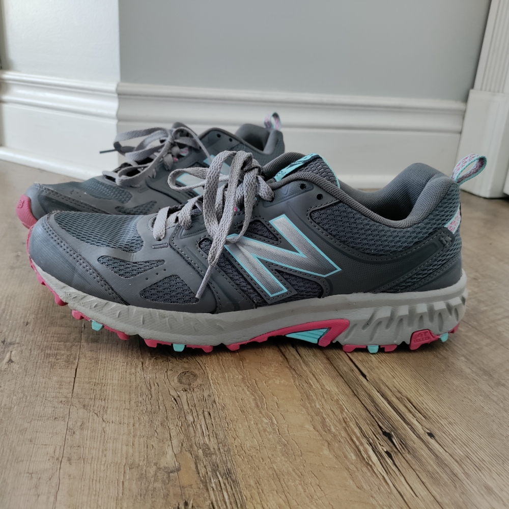 New Balance Gray and Pink Sneakers